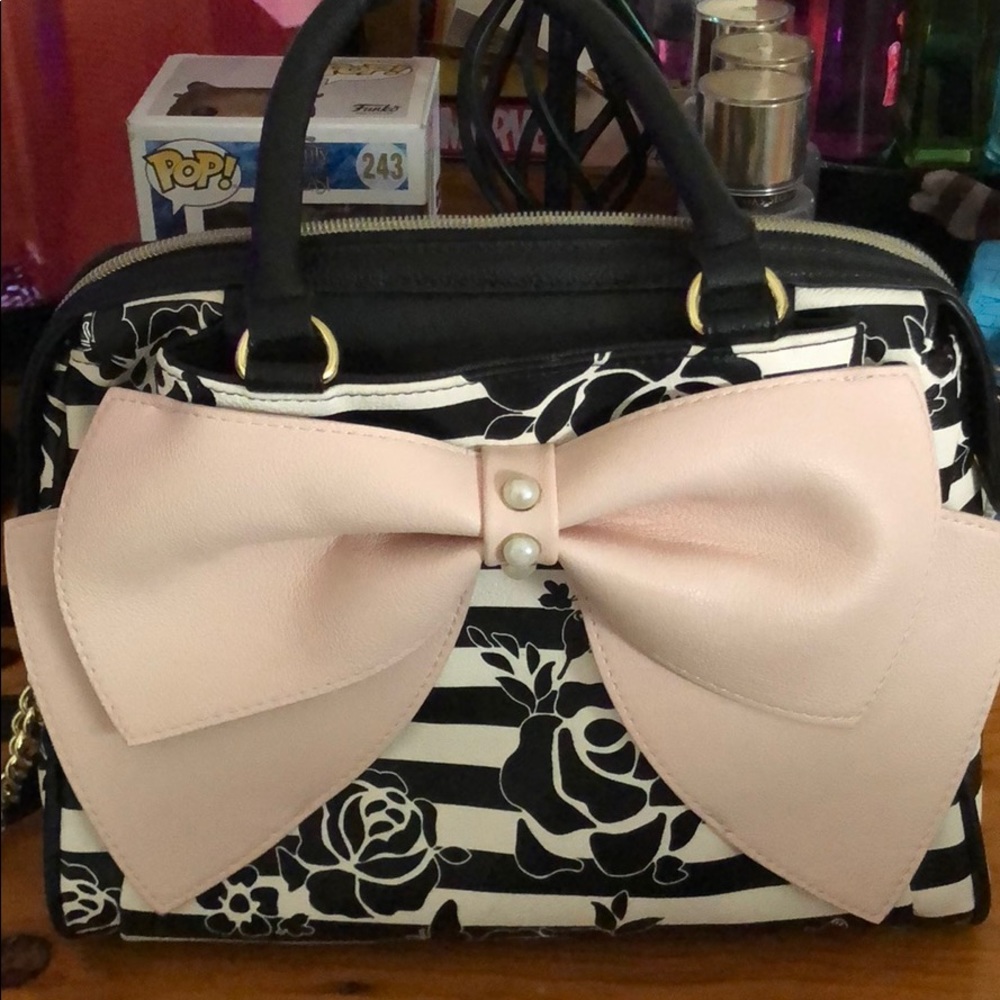Betsey Johnson handbag